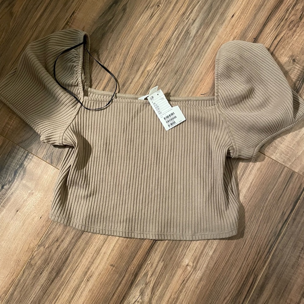 brown H&M square neckline crop top